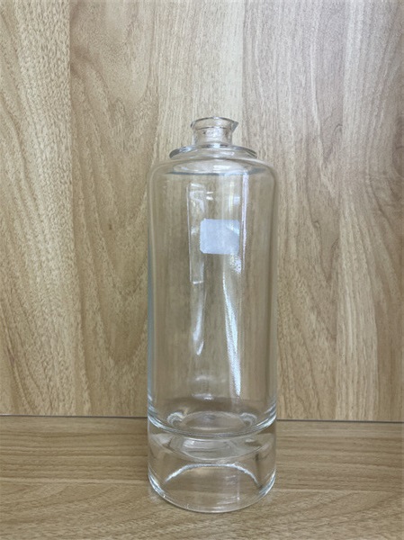晶白料酒瓶工廠定製